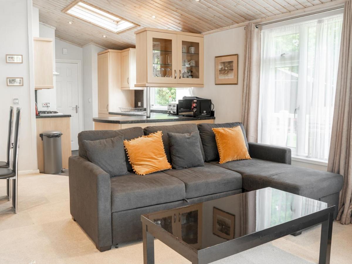 Pass The Keys The Lodge At Point House Farm - Sleeps Up To 6 Chester Luaran gambar