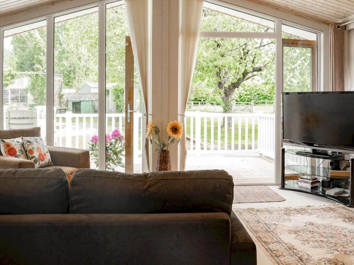 Pass The Keys The Lodge At Point House Farm - Sleeps Up To 6 Chester Luaran gambar